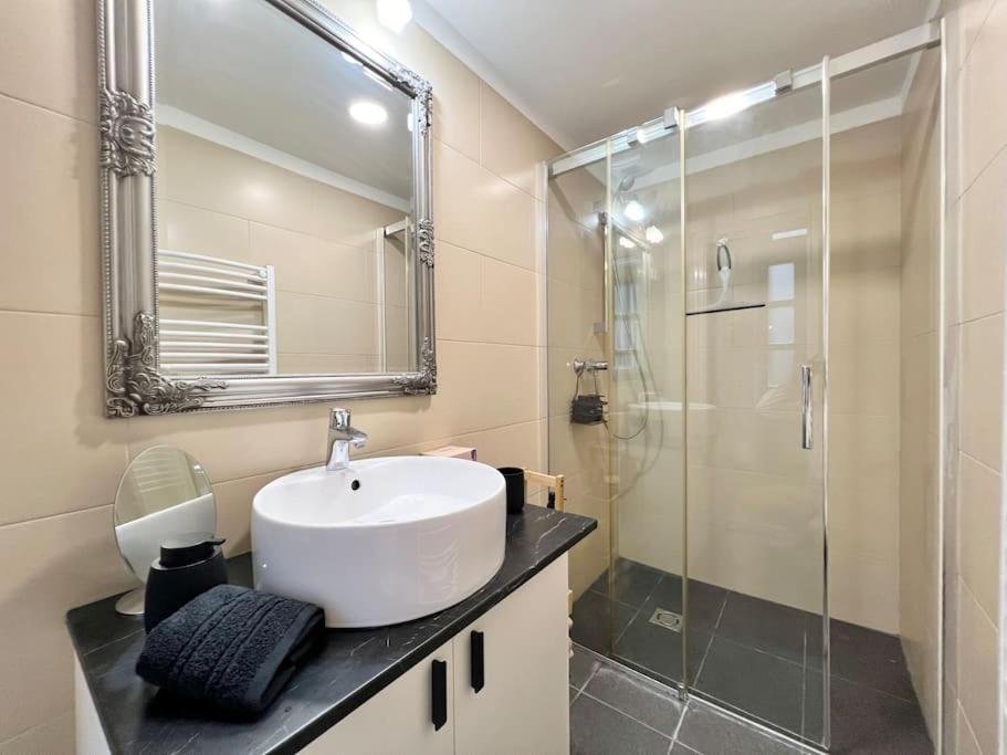 Best Location Up To 6 Guests Будапеща Екстериор снимка