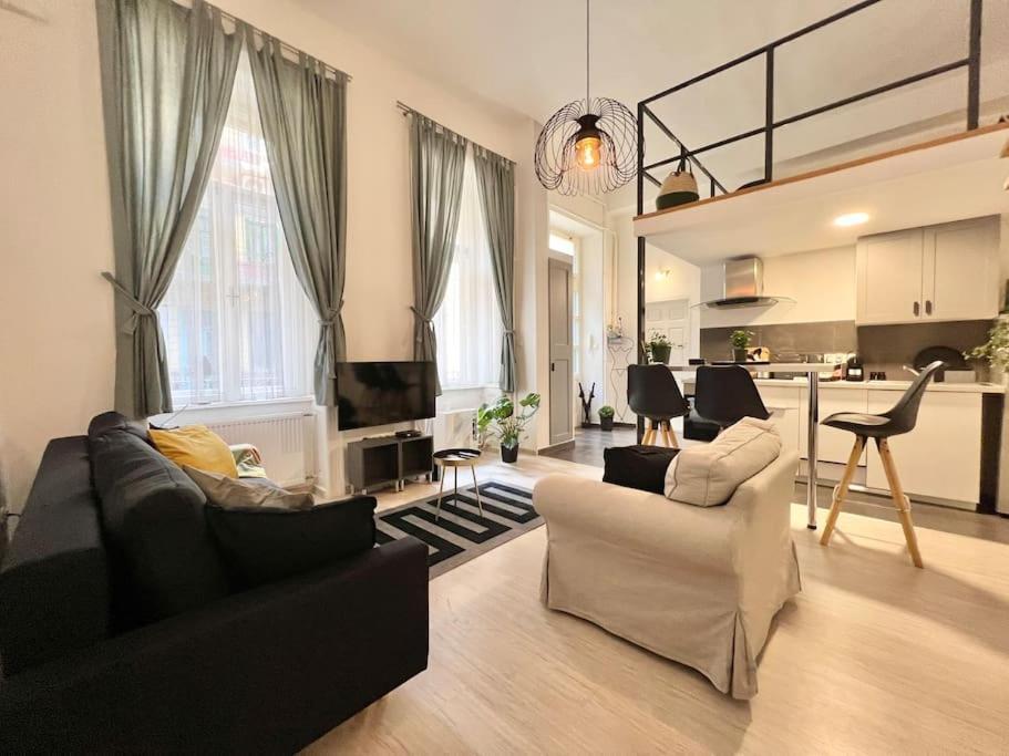 Best Location Up To 6 Guests Будапеща Екстериор снимка
