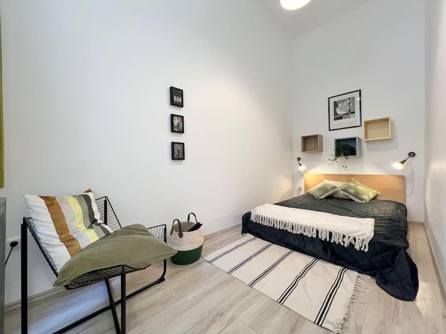 Best Location Up To 6 Guests Будапеща Екстериор снимка
